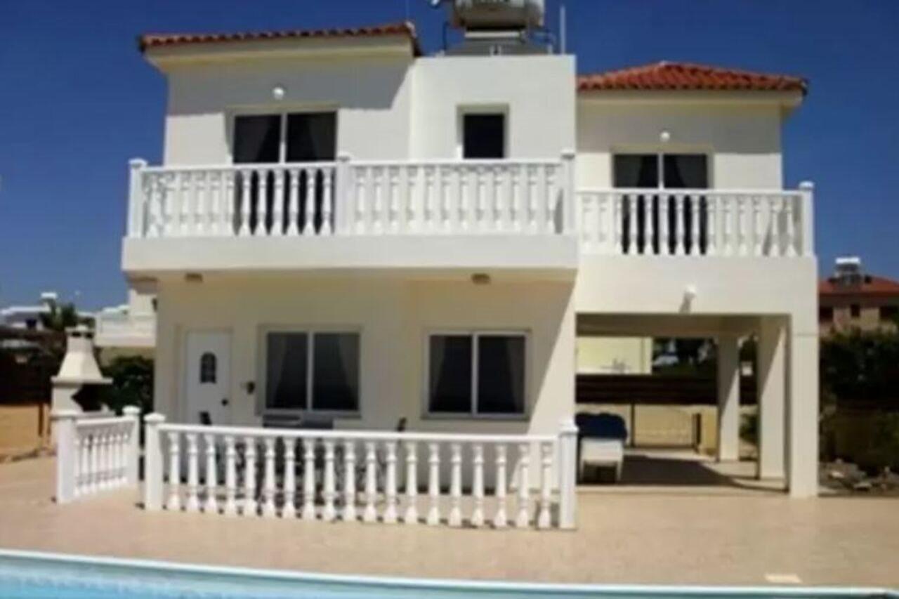 Villa Marrika 아이아 나파 외부 사진